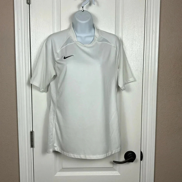 Nike Women's Medium White Dri Fit Swoosh Logo Gym Run Workout Athleisure Shirt M - Picture 1 of 5